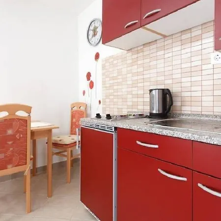 Mali Raj Apartment
